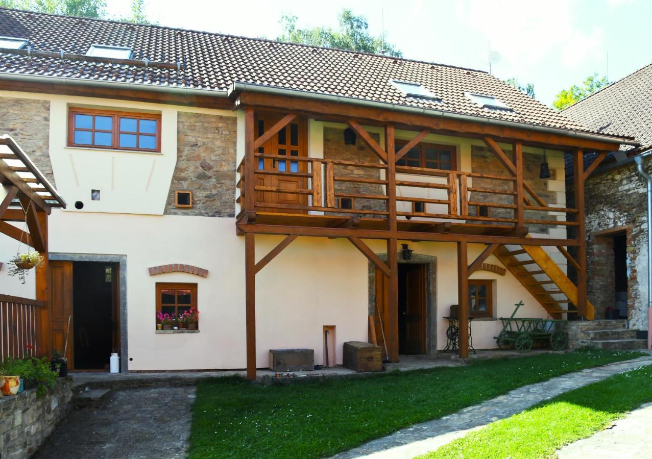 Apartmany Kamenka Micovice ภายนอก รูปภาพ