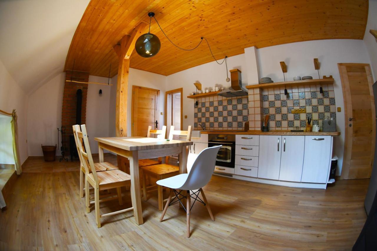 Apartmany Kamenka Micovice ภายนอก รูปภาพ